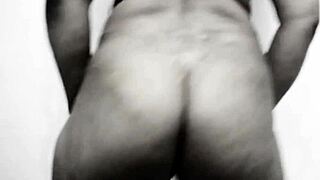 check out this hot twerk right before the shower