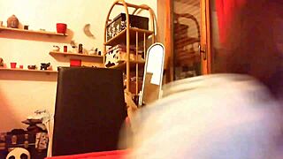 Curvy Italian Milf Masturbates Sweaty Feet Post-Yoga