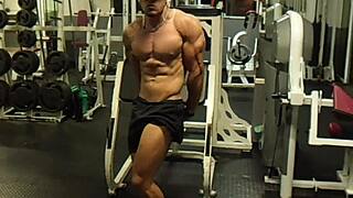 VLOG SHOWS Intense FITNESS PREP with Athletic MILF