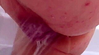 wanna see stepmom's fat shaved pussy in shower?