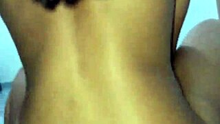 Ai caralho my wet pussy flashing 😍🍑