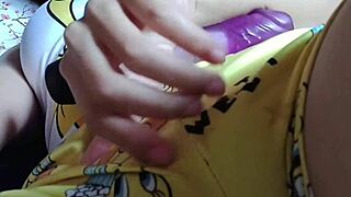 Best friend pounds hot indian girl's tight pussy bed sex homemade style