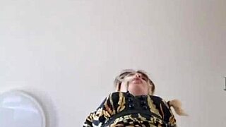 Fetish Feet Goddess Elza Koms Demands Ebony Slave's Deepthroat And Footjob Humiliation