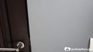 wanna fuck wild with pilot in hotel after landing??