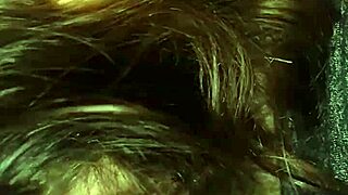 Neighbor's Wife Tempts with Secret Outdoor Pussy Play