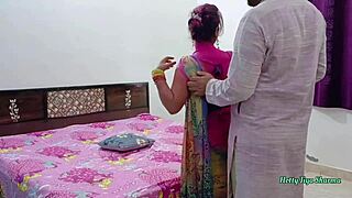 hey wanna fuck my friend's stepsis outdoors like a slut on holi?