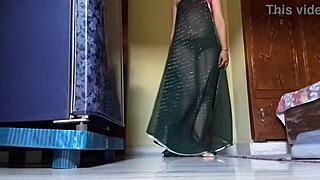 hot indian bhabhi fingers her tight chut till squirting crazy wet huh