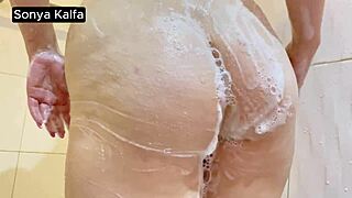 fast shower fuck with arab stepmom's big tits