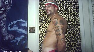 Skinny Glasses Model Vs Pornstar Champion: Hardcore Missionary Fuck & Pussy Pounding In Intergender Match!