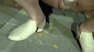 ting xuan pees outdoors masturbates cums on sexy legs