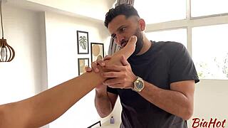 brazilian hottie worships feet with sloppy bj i sucked her toes too 😍👅