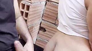 PUTITA COLOMBIANA FUCKED RISKY IN PUBLIC THEN WALKS STREET DRIPPING CUM.