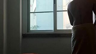 GUY RAMS BIG DICK IN TRAVELING GIRLFRIEND'S BED!