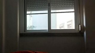 GUY RAMS BIG DICK IN TRAVELING GIRLFRIEND'S BED!