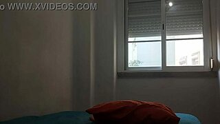 GUY RAMS BIG DICK IN TRAVELING GIRLFRIEND'S BED!