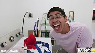 you just wanna fuck my shaved milf pussy deep 😈💦