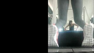 flaca rica bends over in gym leggings for doggystyle pounding