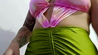 Miniskirt Street Flashing Makes Cocks Rock Hard!