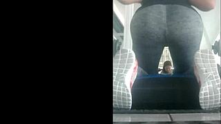 flaca rica bends over in gym leggings for doggystyle pounding