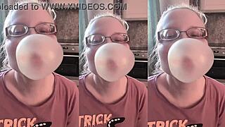 asmr huge bubble gum blows massive cock fantasy