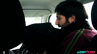 follando stranger on road doggystyle then missionary cum swallow!