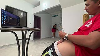 Boss jerks for employee then she squirts everywhere! 🍆💦🔥