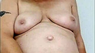 dirty amateur housewife wanks hard homemade orgasm at mummy's place