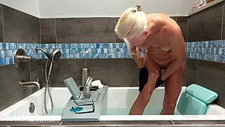 Bathing with milf stella e01 she shaves her smooth pussy
