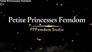 hard facesitting in yoga pants?? petite mistress kira spits 😈🔥