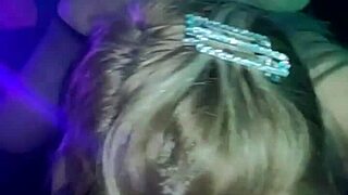 ella mama polla como biberon y traga leche klim entera!