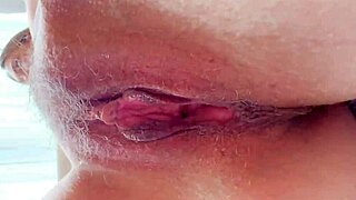 i wonder... shaved pussy or hairy one tastes better?