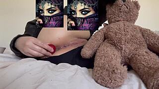 strawberry in my hot tight teen pussy 😍 i miss your dick mi amor 🔥 arabian snowwhite la