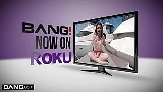 vina sky twerks her pussy on dick in car