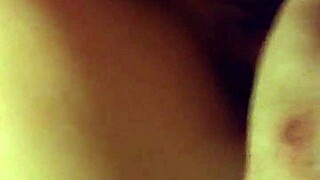 Tina201 fingers her mature pussy in homemade horny solo clip