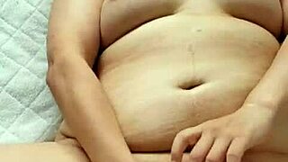 【uncensored】50yo fat shaved japanese mature masturbates her huge tits wildly