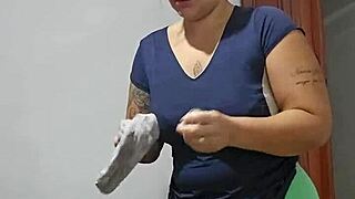 flashing my body heading to the gym for guys