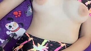 wanna see me hot in panties legs spread babysitter style?