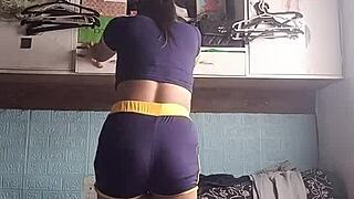 watch this petite asian babe crush her tight workout session