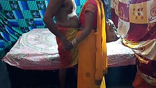 Hot Desi Girlfriend Bhabhi Bedroom Hardcore Fuck Hindi Audio