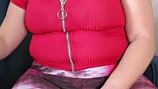 She Rips Leggings Then Squirts Wild!