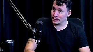 met santa caliente, learned actor poses, family drama, trans fetish - tiago oliveira?