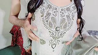 muslim husband anals big ass wife on chair