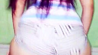 Brazilians Shake Petite Teen Ass In Wild Funk Dance!