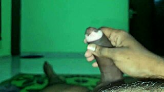 18yo indian trembles in boyfriend's passionate embrace