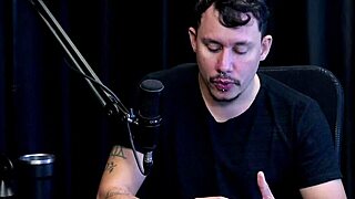 met santa caliente, learned actor poses, family drama, trans fetish - tiago oliveira?