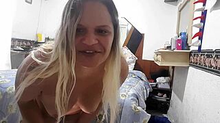 paty bumbum reveals big ass webcam cum secret