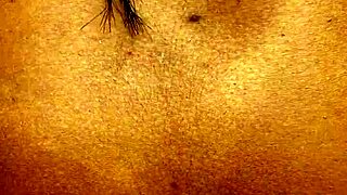 sexy brazilian novinha fucks behind favela wall!