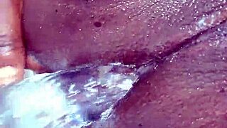 Curvy Ebony Lesbians Double Penetrated With Dildos And Squirting Jizz