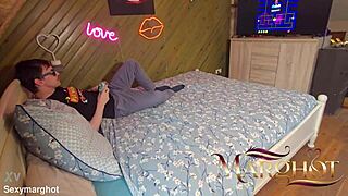 Hey stepmom, wanna fuck while playing pac-man then eat cum?!