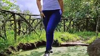 DELICIA Bunduda DE CALÇA JEANS Tease!